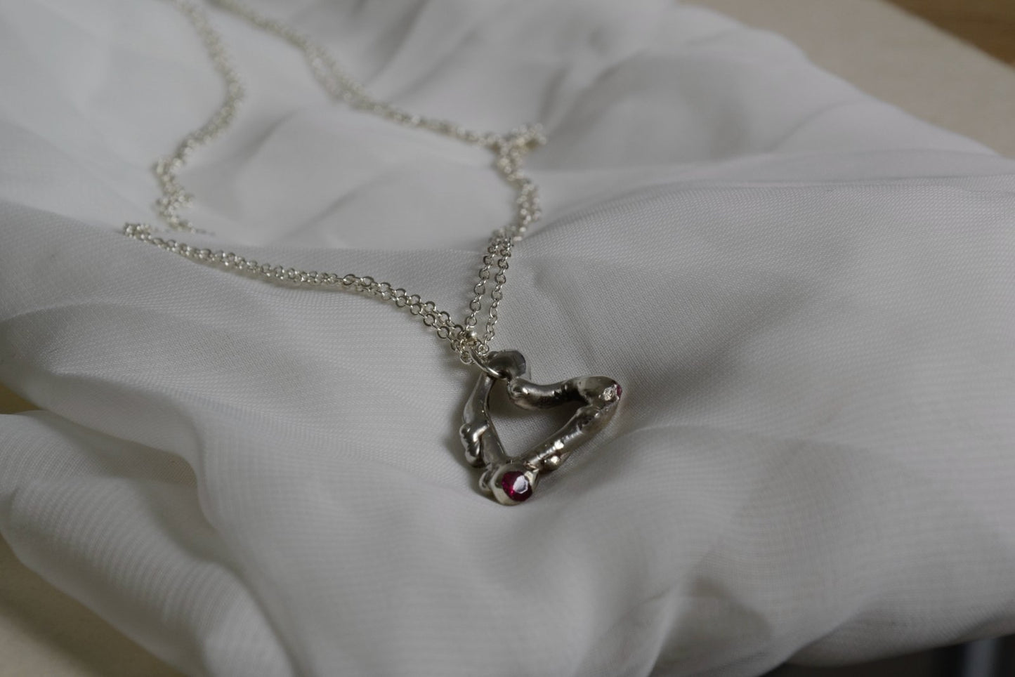 Collana Regina di Cuori Fiamma - Breccia Studio -