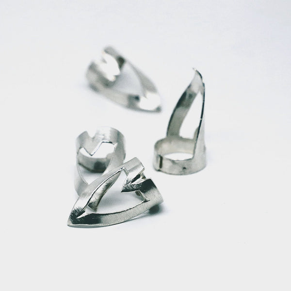 Pantera - anello regolabile - Breccia Studio - unghie gioiello